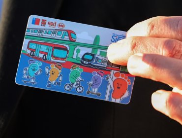 Ministerio de Transportes lanzó nuevo diseño de Tarjeta Bip! para celebrar el día nacional sin auto