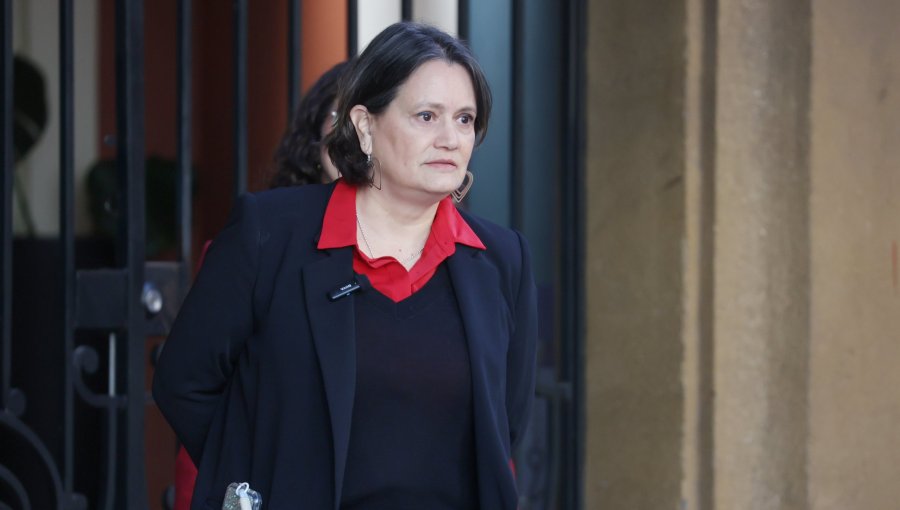 Vocera de Jara y críticas por retraso del programa: “Esperaría que estos comentarios fueran más en privado que en público”