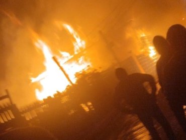 Incendio afecta a varias viviendas en el sector de Forestal Alto en Viña del Mar