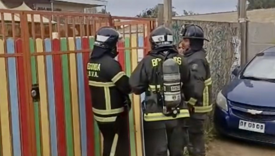 6 niños y 20 adultos debieron ser evacuados ante posible fuga de gas en los alrededores de jardín infantil y sala cuna de Villa Alemana