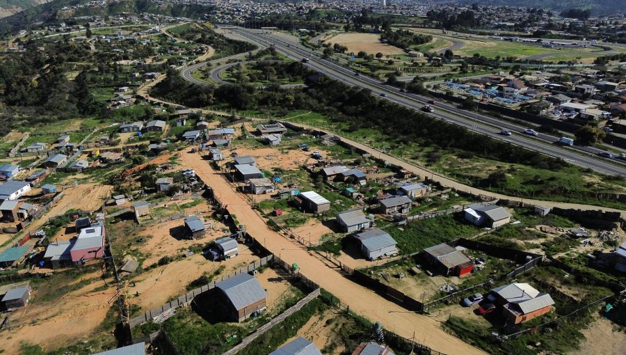 Familia Correa confirma que venderá el terreno de la toma en Quilpué: "Es la forma en que se va a cerrar este libro de la tragedia"
