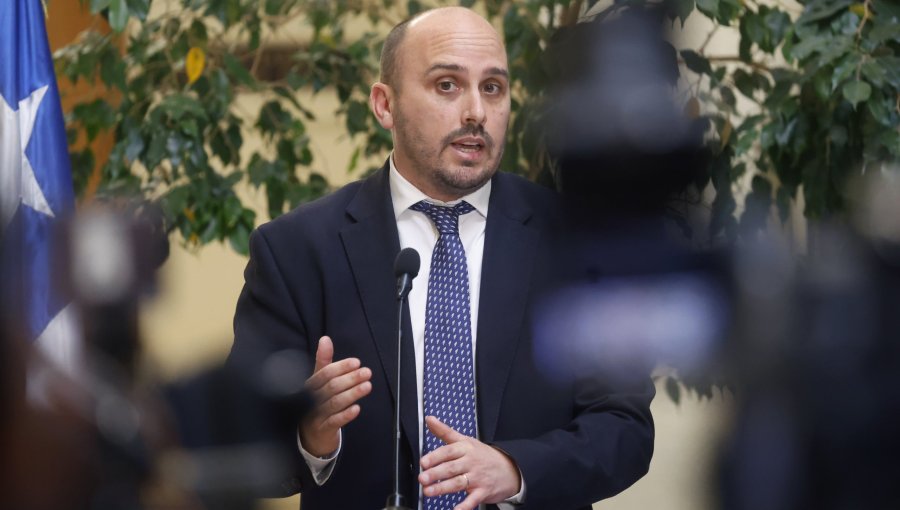 Diputado Longton en picada contra el Presidente Boric: lo acusa de "intervencionismo electoral" en cadena nacional por Presupuesto