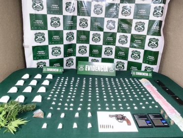 Tres detenidos deja investigación por tráfico de drogas en Villa Alemana: Carabineros incautó marihuana, cocaína, armas y municiones