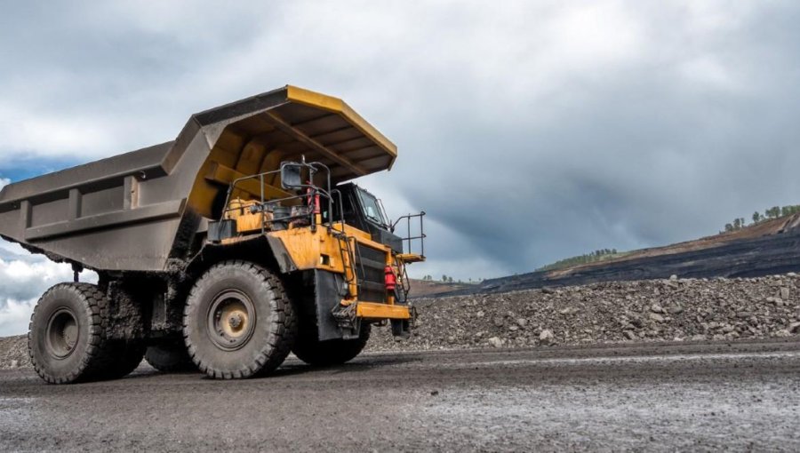 Actividad económica marca solo 0,5%, afectada por caída de la minería: Imacec de agosto no cumplió con las expectativas del mercado