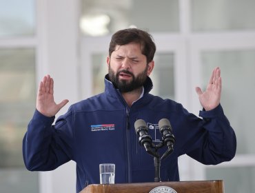 Presidente Boric responde a duras críticas de Kast: "Yo no estoy para polémicas chicas"