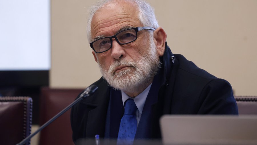 Ministro Montes reconoce deudas vencidas en Vivienda por US$130 millones