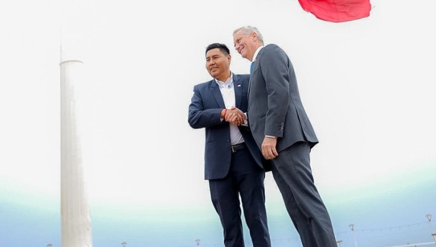 Gobernador de Arica se descuelga de la campaña de Matthei y entrega su apoyo a Kast: será llevado al Tribunal Supremo de RN