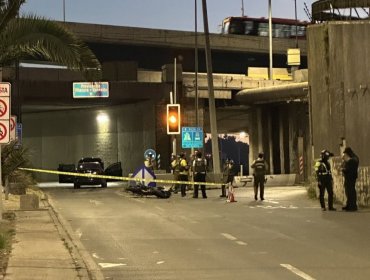 Delincuentes en motocicleta dispararon y asesinaron a una persona en la Ciudad Empresarial de Huechuraba