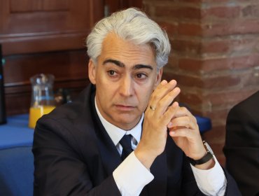 Enríquez-Ominami acusa falta de transparencia patrimonial de los otros candidatos presidenciales