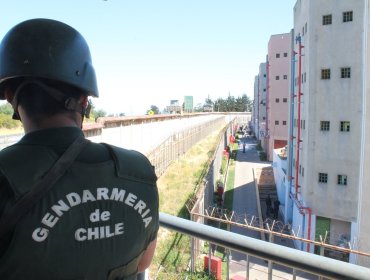 Más de un centenar de presos fueron evacuados desde la cárcel de San Antonio por simulacro en la región de Valparaíso