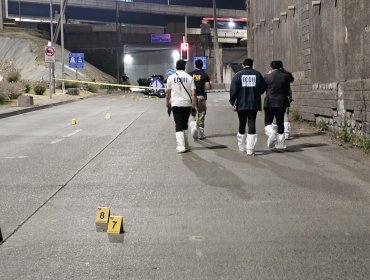 PDI identifica a víctimas de ataque armado en acceso al túnel San Cristóbal: investigan sicariato o ajuste de cuentas en Huechuraba