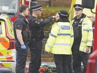 Policía británica admite que pudo haber causado muerte accidental durante ataque a sinagoga en Mánchester mientras neutralizaban al agresor