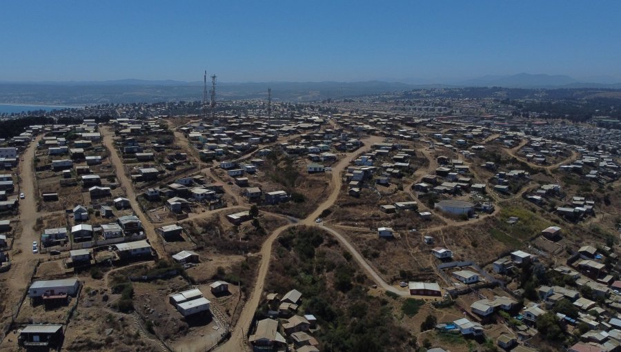 Corte de Apelaciones de Valparaíso activa el fallo y ordena desalojar a más de 10 mil personas de la megatoma en San Antonio