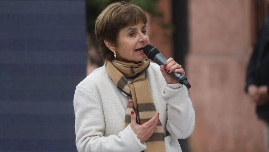 Paula Daza acusa al Presidente Boric de intervencionismo electoral por "hacer una cadena nacional con fines políticos"
