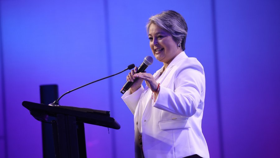 "Robusto, colectivo y con mirada de futuro": Comando de Jara confirma que programa final de gobierno se presentará el lunes