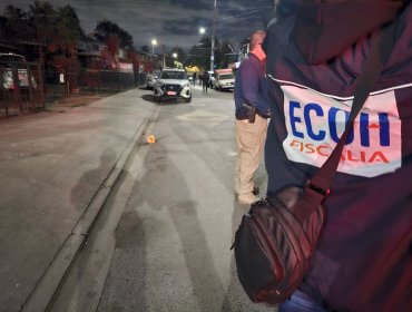 Un muerto y un herido grave deja ataque con armas de fuego desde un auto en Renca