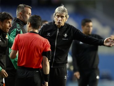 Manuel Pellegrini explotó contra árbitro a pesar de épico triunfo del Betis: "Una decisión absurda"