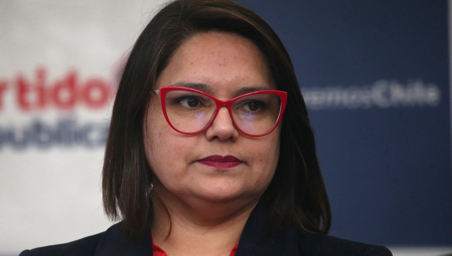 Secretaria general de Republicanos dice que personas de Demócratas están "dispuestas a sumarse antes de la segunda vuelta"