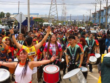 Ocupación hotelera alcanzó el 100% en Valparaíso por el «Carnaval de los Mil Tambores»