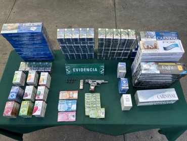 Detienen a hombre que portaba 529 cajetillas de cigarro de contrabando en Valparaíso