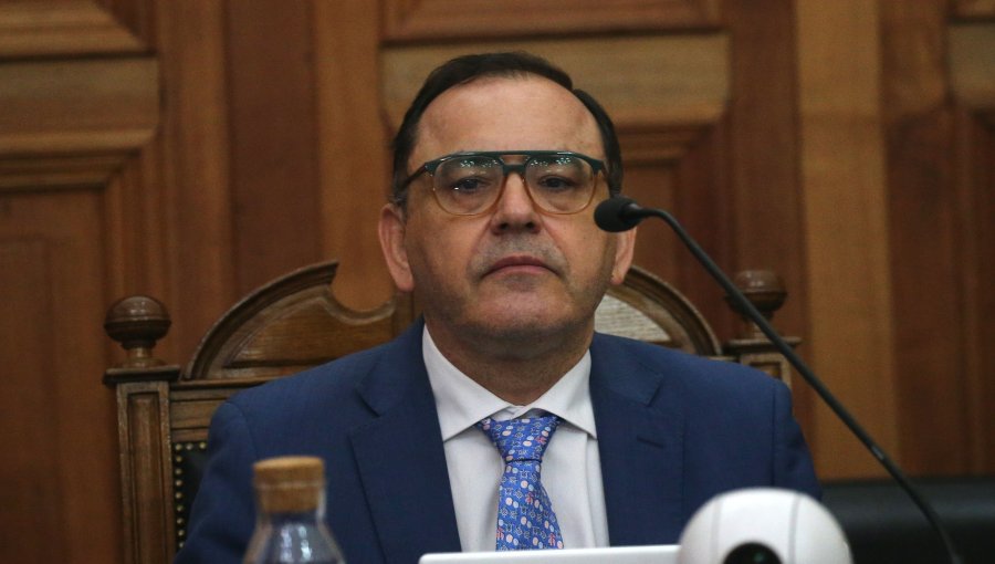 Diputados oficialistas presentan acusación constitucional contra el juez Antonio Ulloa