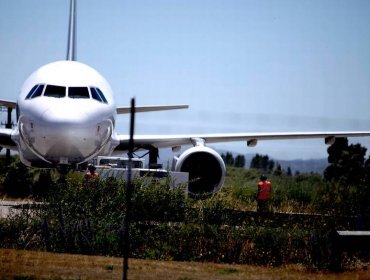 ¿Ofertón de campaña? Alcalde de Concón acusa "populismo" de Viñambres por priorizar tren a Los Andes sobre aeropuerto internacional