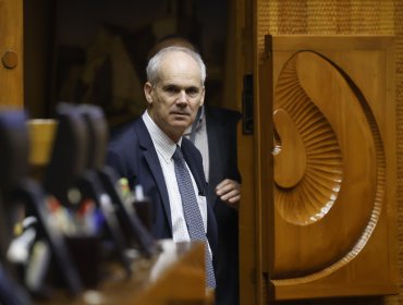 Presidente de RN calificó el apoyo del gobernador de Arica a Kast como "un caso particularmente inexplicable"