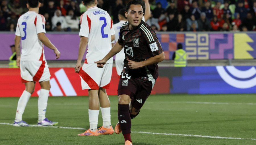 Relator mexicano perdió la compostura tras goleada 4-1 a la Roja Sub 20: "Estuvieron de hocicones los chilenos"