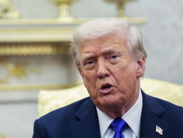 Trump exige cárcel para alcalde de Chicago y gobernador de Illinois por “no proteger” a agentes de inmigración