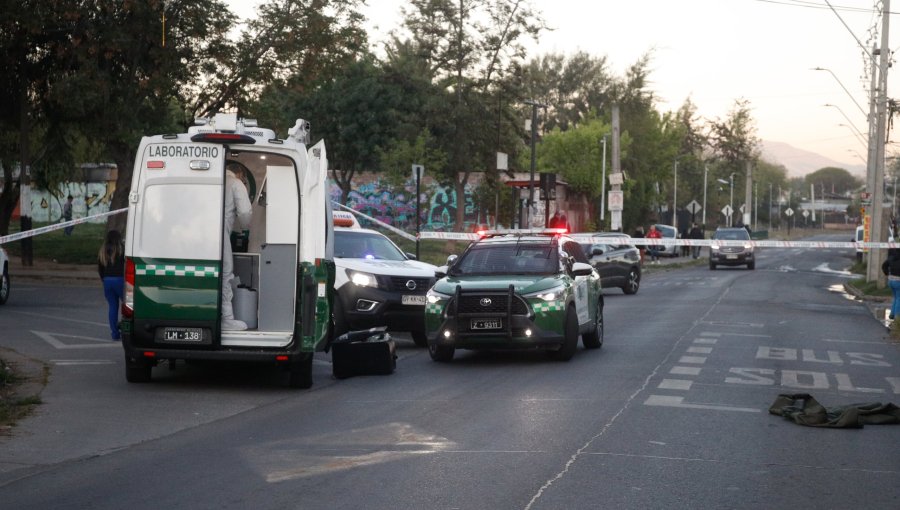 Carabineros investiga homicidio a balazos de hombre con antecedentes en Lo Prado