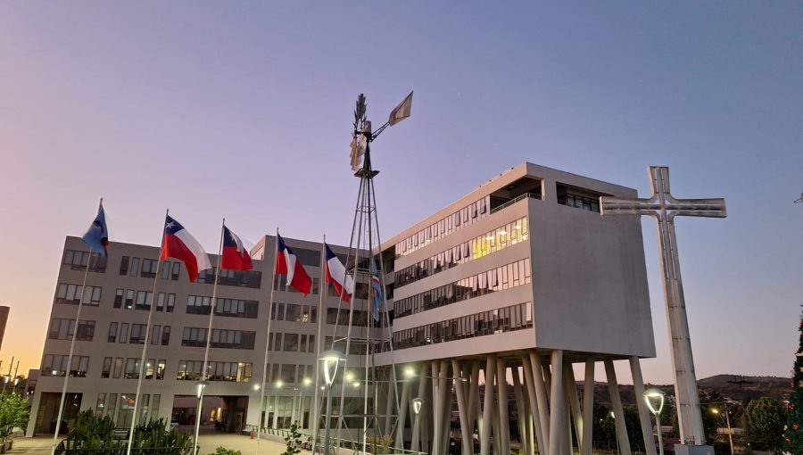 Editorial: Un municipio nocturno: El camino correcto de Nelson Estay en Villa Alemana