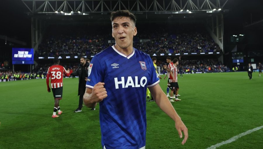 Marcelino Núñez pone como ejemplo a la UC al hablar por primera vez de su polémico fichaje en el Ipswich Town