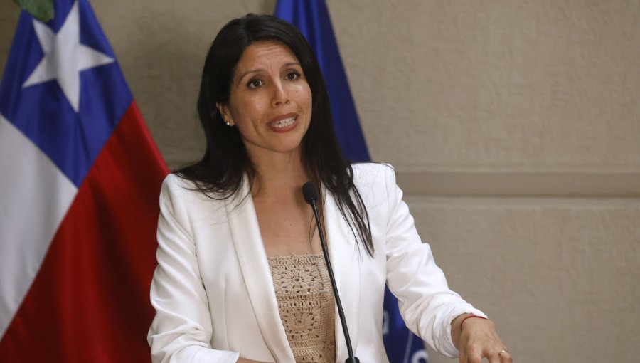 Senadora Gatica reveló que fue intervenida quirúrgicamente tras ser diagnosticada con cáncer de mama