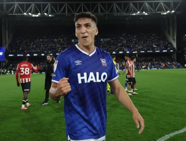 Marcelino Núñez pone como ejemplo a la UC al hablar por primera vez de su polémico fichaje en el Ipswich Town