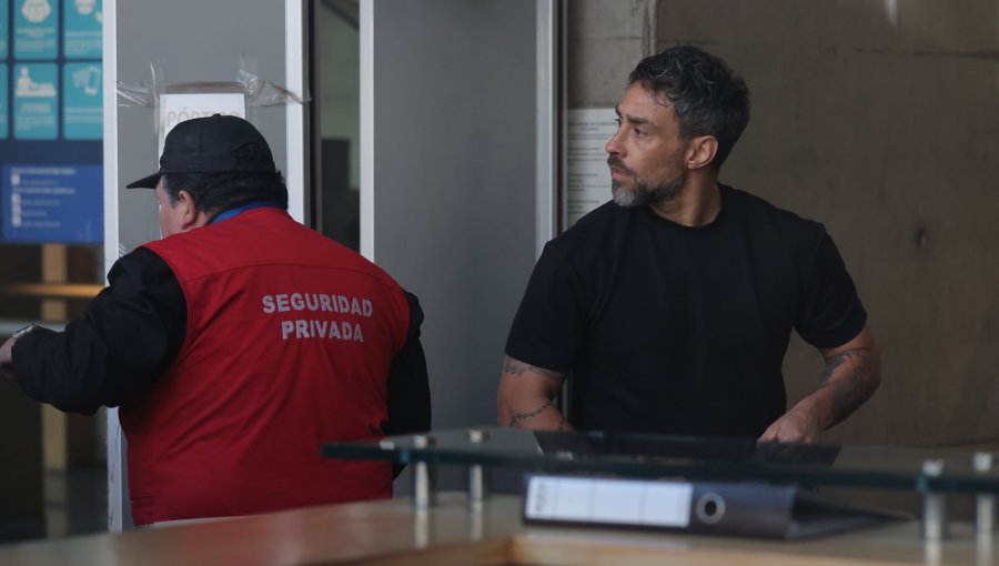 Corte mantiene el arresto domiciliario nocturno de Jorge Valdivia tras rechazar apelación de denunciante