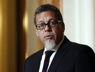 Senador Lagos Weber emplaza a Kast por los US$ 6 millones: "Que diga dónde quiere recortar parte del Presupuesto"