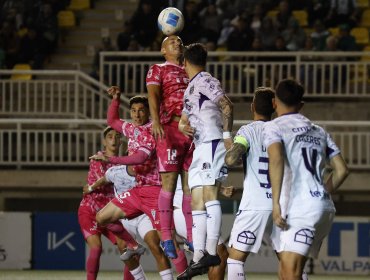 Santiago Wanderers se aleja de la lucha por el ascenso directo tras empatar en Quillota