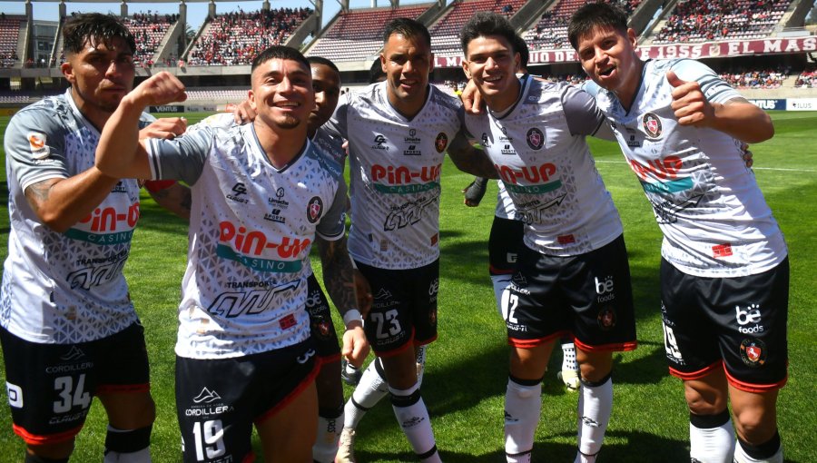 Deportes Limache goleó a La Serena y se clasificó a la final de la Copa Chile