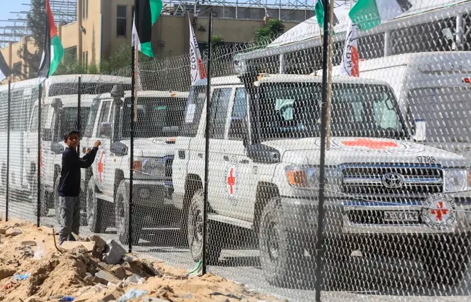 Llega a Gaza el primer grupo de presos palestinos liberados por Israel en el marco del acuerdo de paz con Hamás