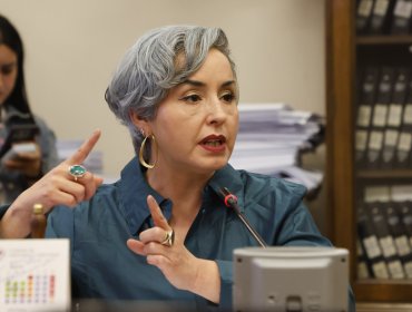 Diputada Placencia presidirá la comisión revisora de la acusación constitucional contra el ministro Ulloa