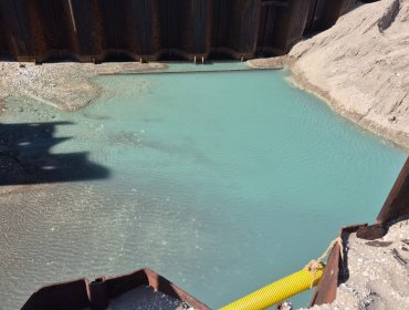 Gobierno denuncia posible daño ambiental ante Fiscalía tras aparente nuevo episodio de contaminación en la bahía de Puchuncaví