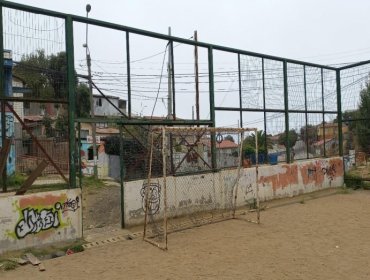 Multicancha del cerro Los Placeres de Valparaíso será sometida a obras de mejoramiento