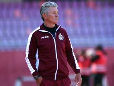DT de La Serena calificó como un "golpazo en el mentón" la goleada sufrida ante D. Limache por Copa Chile