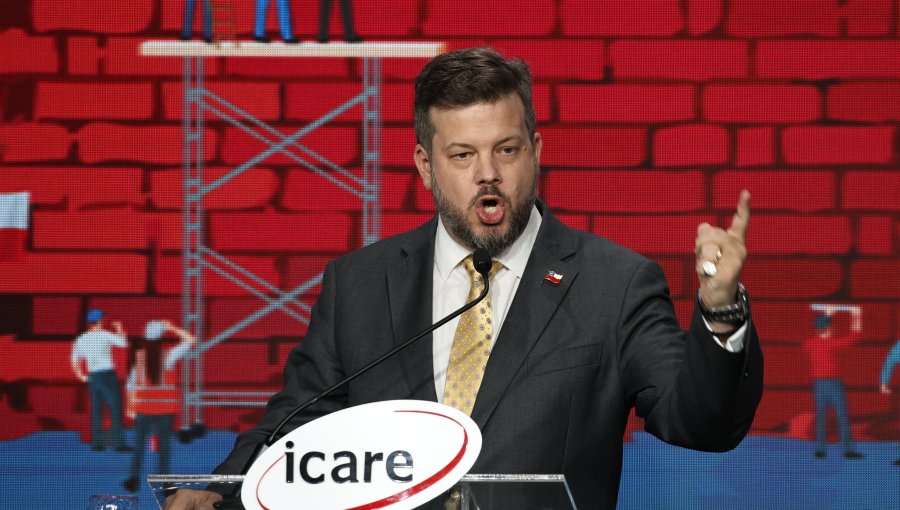 Johannes Kaiser hizo un llamado a dejar de "torcer la verdad" ante el "servicio de la ideología"
