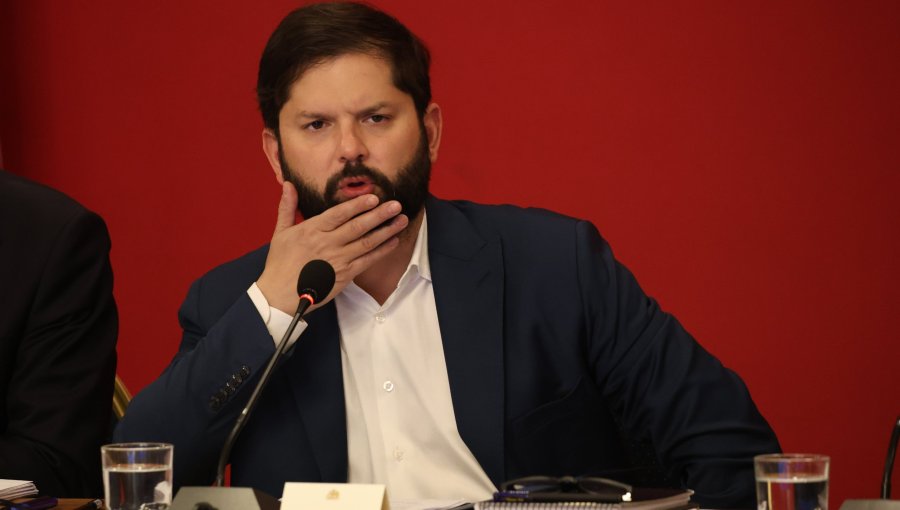 UDI cuestiona "silencio" del Presidente Boric por Nobel de la Paz a Corina Machado: "Prefiere no incomodar al PC"