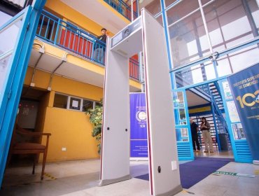 Cámara despacha al Senado proyecto que permite implementar detectores de metales en establecimientos de educación y salud