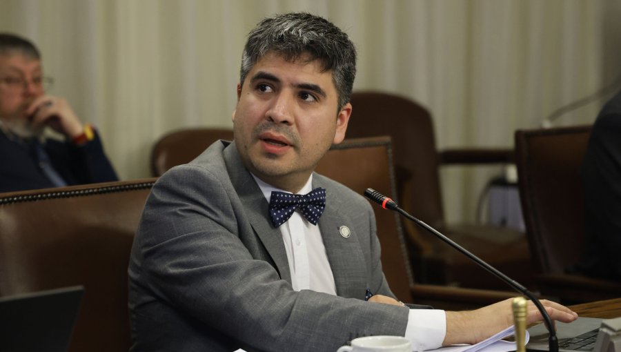 Lagomarsino pide a Fiscalía investigar al puesto de mando unificado tras querella por rol de autoridades en el megaincendio