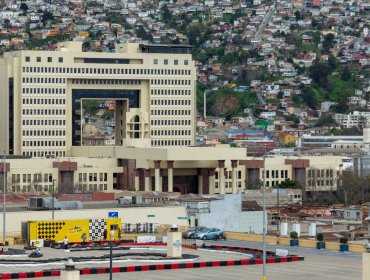 Radiografía a los funcionarios del Congreso Nacional que reciben remuneraciones superiores a las de diputados y senadores