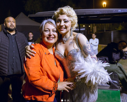 Mon Laferte y foto con Jeannette Jara: “Todos saben por quién votaré, pero no soy parte de una campaña oficial”