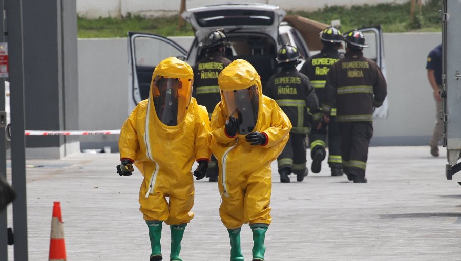 Hombre fue encontrado muerto al interior de un vehículo en Ñuñoa: Investigan posible manipulación de cianuro